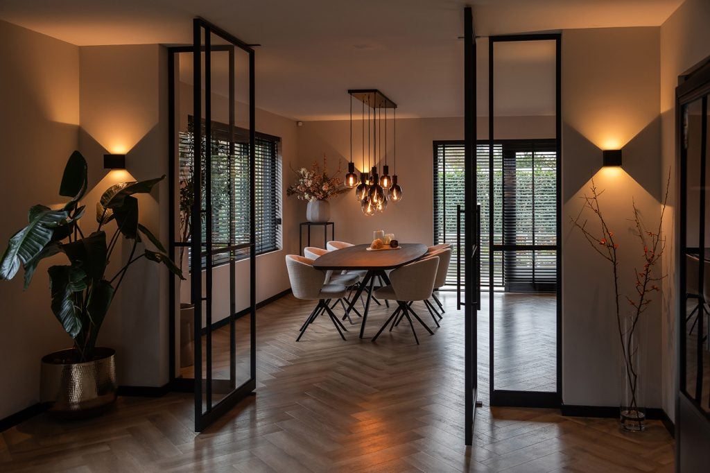 EEN KIJKJE IN LINDA'S HUIS